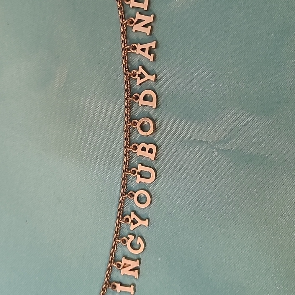 2 bracelets - Picture 5 of 8